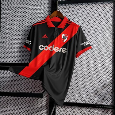 Mockup Adidas - River Plate 2022 negra